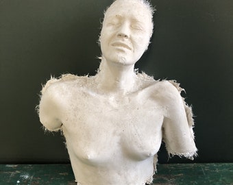 Moulage en plâtre buste de femme