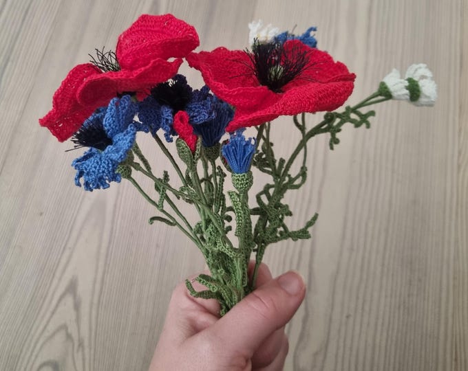 crocheted wild flowers bouquet
