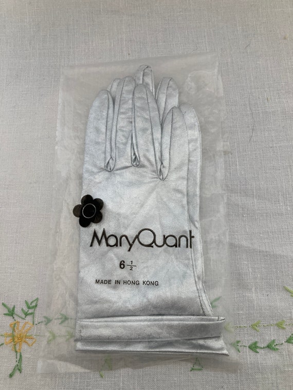 BNIP Vintage 1960s Mary Quant Gloves Silver Space 