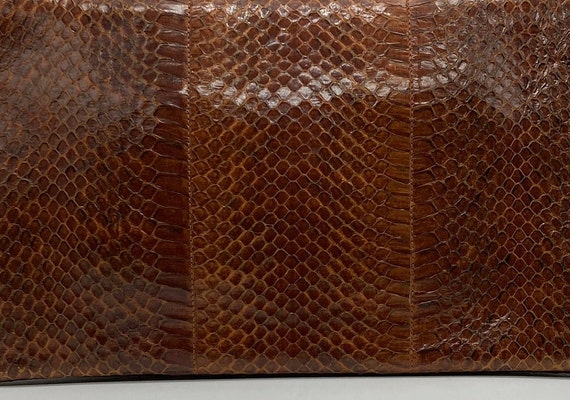 Vintage 1940s Brown Snakeskin Clutch Bag With Lig… - image 10