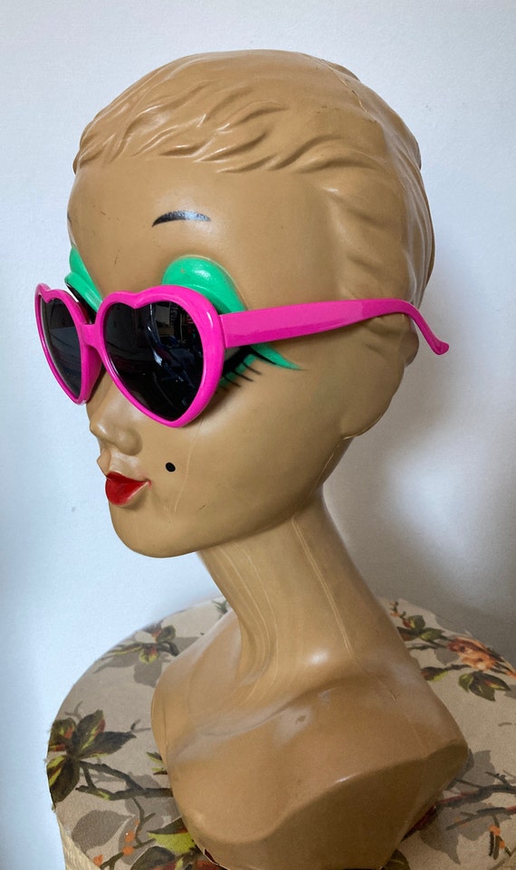 Vintage 2000 Sunglasses Pink Heart Shaped Frame D… - image 2