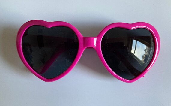 Vintage 2000 Sunglasses Pink Heart Shaped Frame D… - image 4