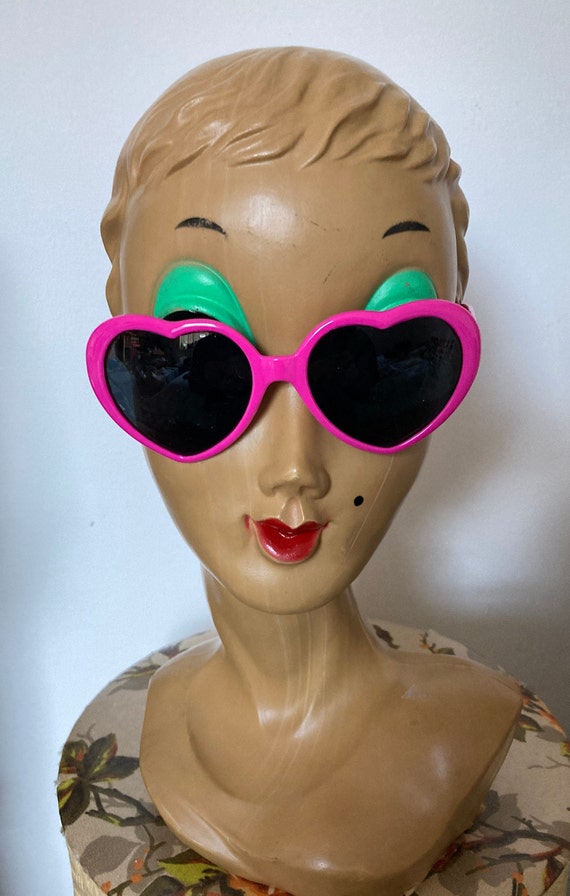 Vintage 2000 Sunglasses Pink Heart Shaped Frame D… - image 3