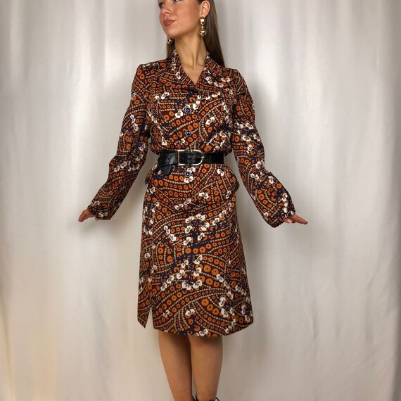 1970s autumnal two piece suit.