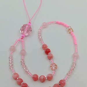Bijou de téléphone kawaii rose en pierres, fait main et unique, Idée Cadeau, Anniversaire