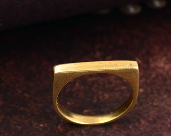 Anillo de barra de latón hecho a mano: anillo minimalista apilable