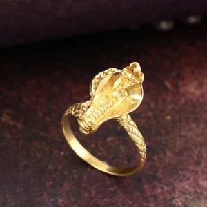 Gold Snake ring, snake ring ,statement ring, Gold Serpent Band, Snake jewelry, Stacking Animal rings, Dainty ring,bohemian ring,Gift for her