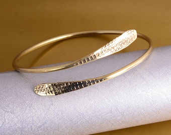 Gold Upper Arm Band, Arm Cuff Bracelet, Armlet, Handmade hammered Arm Cuff Minimalist