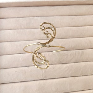 Gouden bovenarm manchet verstelbare etnische spiralen armband armband eeuwigheid boho bovenarm godin band armband sieraden cadeau