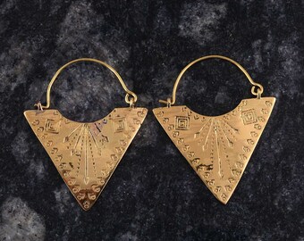 Brass Triangle Hoop Earrings: Modern Geometric Jewelry