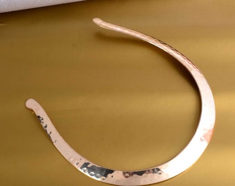Hammered Brass Choker: Flexible Tribal Collar Necklace