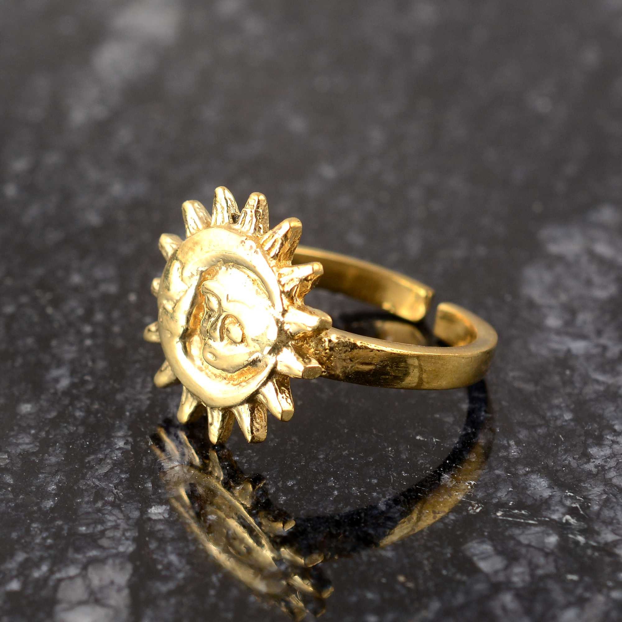 Brass Sun Ring: Gold Celestial Spike Ring - Etsy