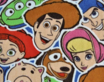 Toy Story Large Fleece Tie Blanket: Woody, Buzz, and Friends