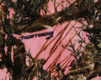 True Timber Pink Camo Large fleece tie blanket