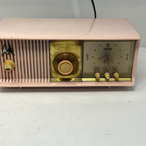 Mid-Century Motorla Clock Radio Rare Pink Color. Model 57CC, Unrestored, Good Tubes, Tested & Working