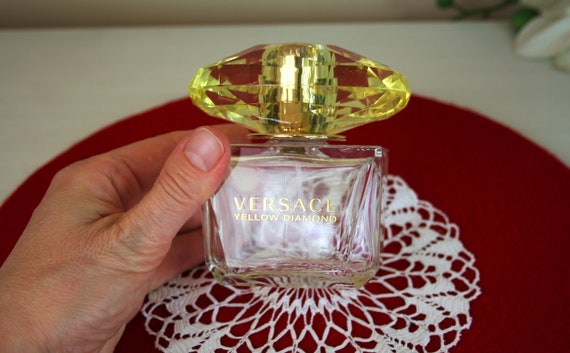 VERSACE Yellow Diamond Perfumed Deodorant 90 Ml/ Perfume - Etsy