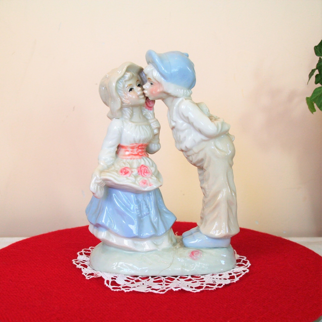 The Great Kiss Figurine Has a Crack but Still Displays Etsy