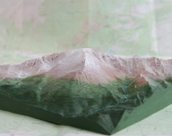 Pikes Peak 3D Model - Hand Painted