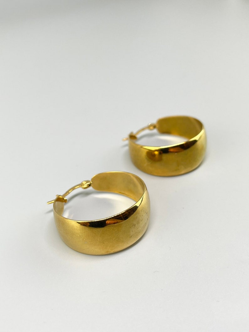 Large stainless steel hoop earrings. Oversize 18 k gold colored hoop earrings. Oversized stainless steel earrings. Gold earrings 3 cm