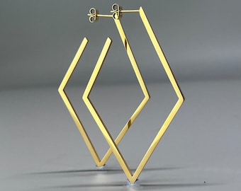 Stainless steel geometric earrings. Modern gold earrings. Diamond earrings. Square earrings.