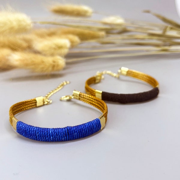 Pflanzenarmband aus goldenem Gras aus Brasilien. Capim Dourado Armband. Pflanzliches Goldarmband. Handgefertigtes Armband aus Brasilien. Ökologischer Schmuck.