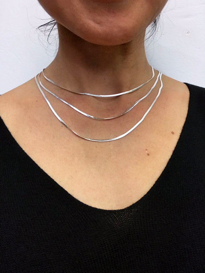 Chaine herringbone en argent 925. Collier Herringbone en argent sterling. Chaine plate herringbone fabriquée en Italie. Chaine maille plate image 9