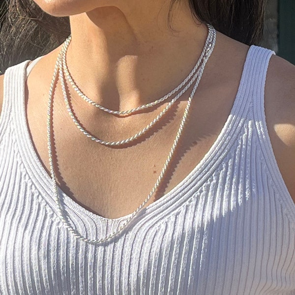 Chaine corde en argent 925 fabriquée en Italie avec traitement anti-ternissement. Collier torsadé en argent véritable. Chaine argent épaisse