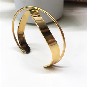 Stainless steel bracelet. Gold bracelet. Stainless steel cuff. Gold minimalist bracelet. Trendy gold bangle bracelet. Infini