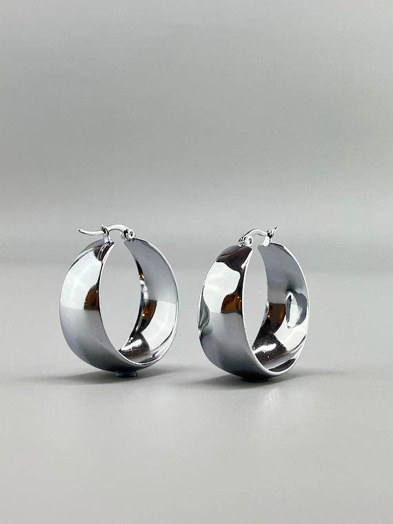 Large stainless steel hoop earrings deals