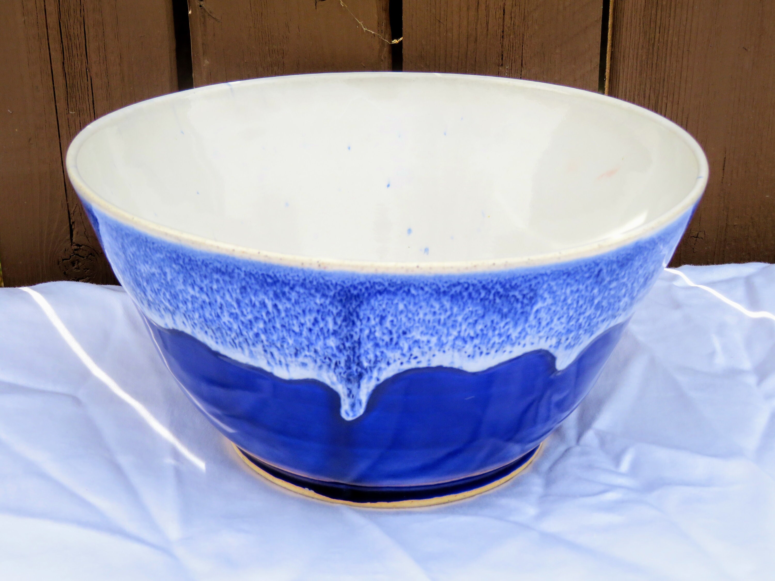 med/ large 9 1/2 cup mixing bowl