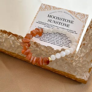Sunstone & Rainbow Moonstone Bracelet – Summer Boho Crystal Jewelry – Dainty Handmade Celestial Bracelet- Peach Crystal Bracelet- Gifts