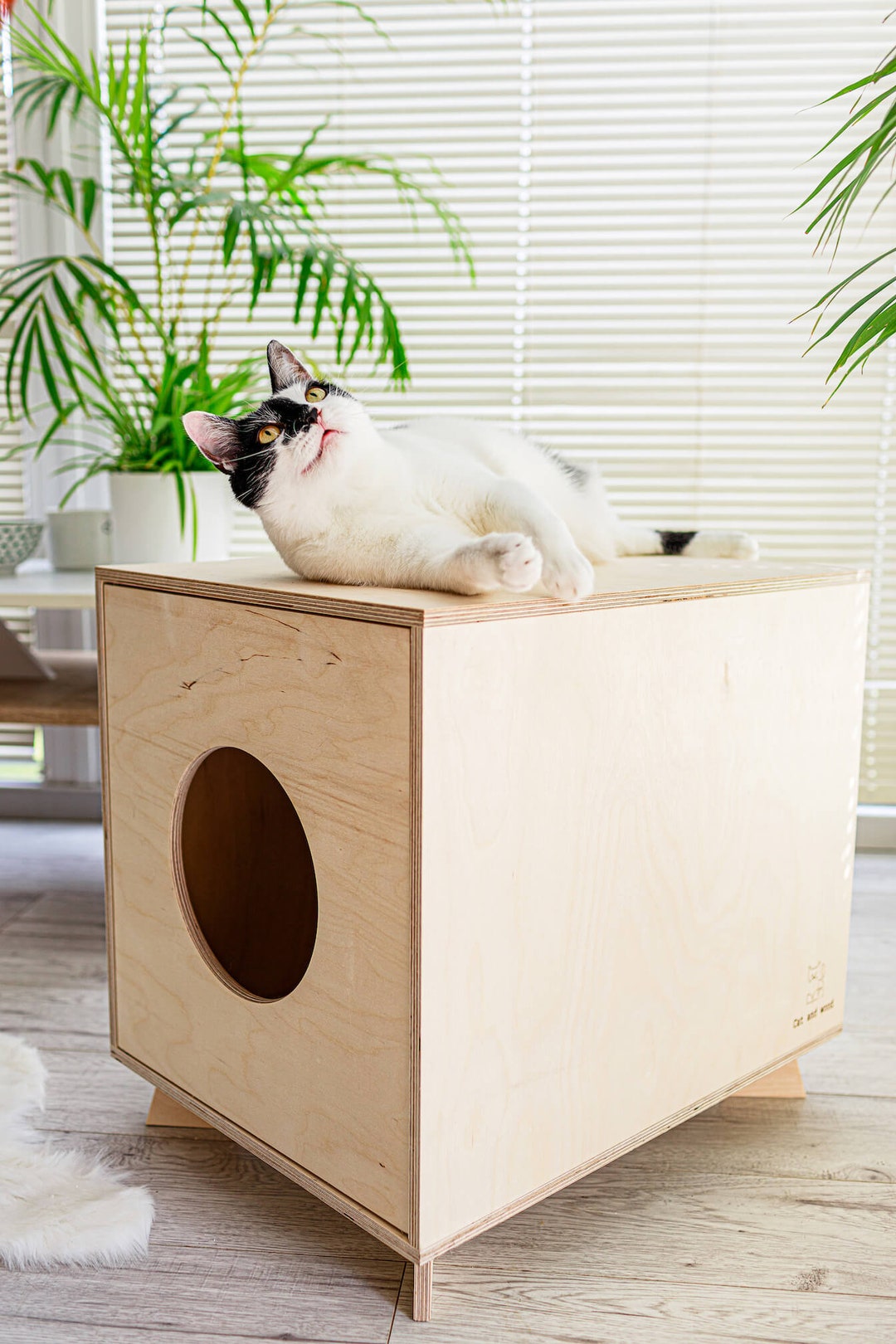 Cat Litter Box Enclosure / Cover / Cabinet / Hidden Litter