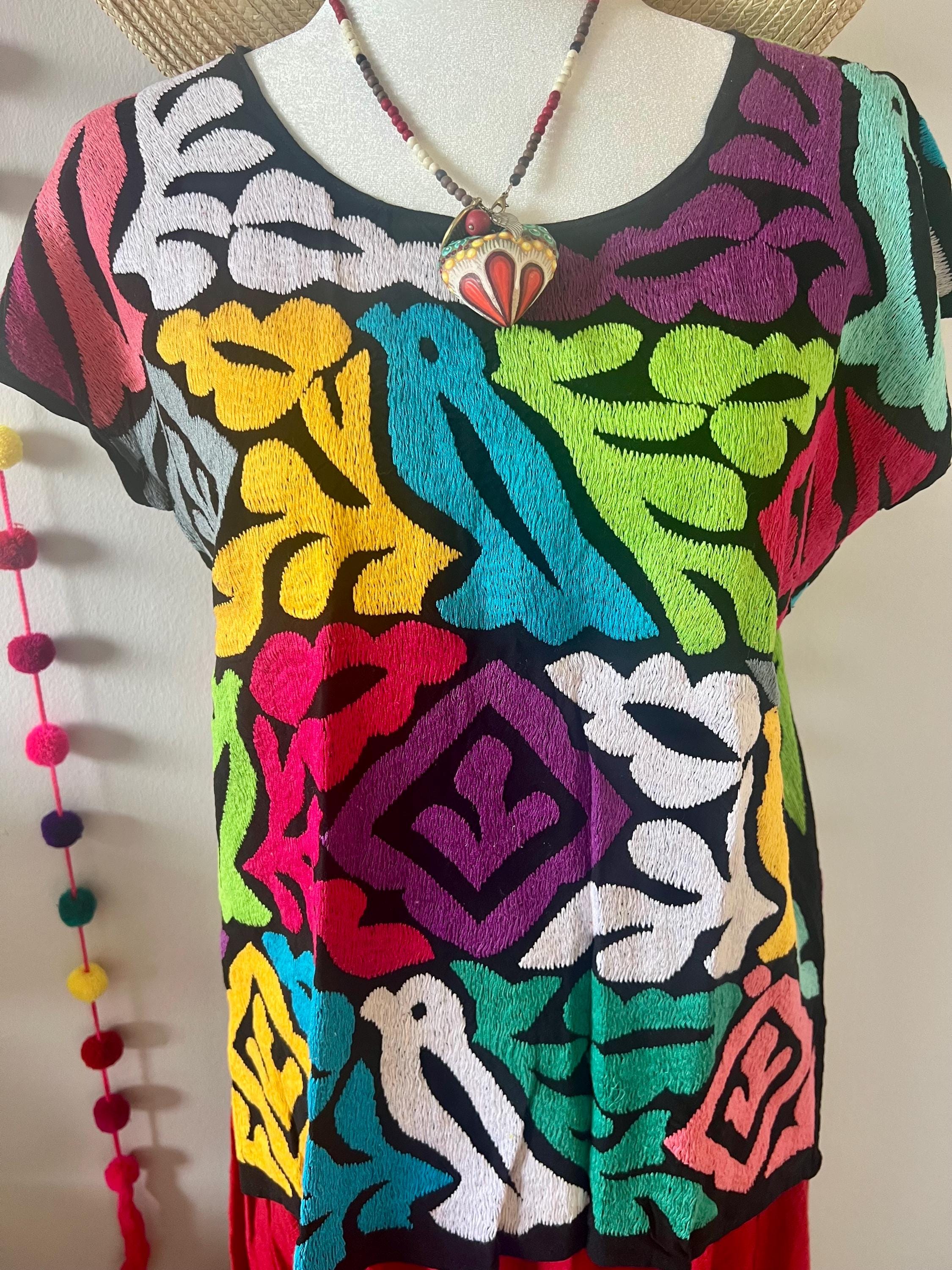 Jalapa de Diaz Oaxaca Huipil blouse lightweight hand embroidered NWT
