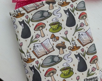 Protège-livres rembourrés avec poche Cosy Cats | Cottagecore, Livres et chats, Couverture de livre Kitty, Cadeau pour amoureux des livres, Cadeau pour bibliothécaire, Accessoires de lecture