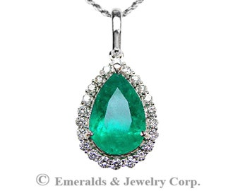 18K White Gold Emerald Teardrop Pendant: Colombian Emerald & Diamond Halo