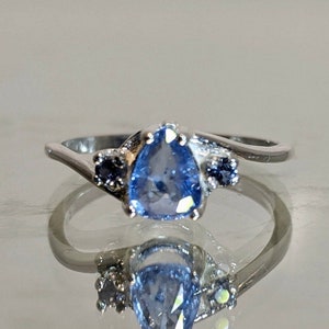 1.32+ ct Ceylon Sapphire & Sterling Silver Ring, Size 7