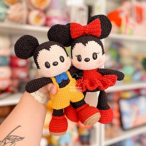 Mike and Mika Cute Mouse | Amigurumi Crochet Pattern by Linhas de Algodão - available in PORTUGUÊS, ENGLISH and ESPAÑOL. Instant Download.