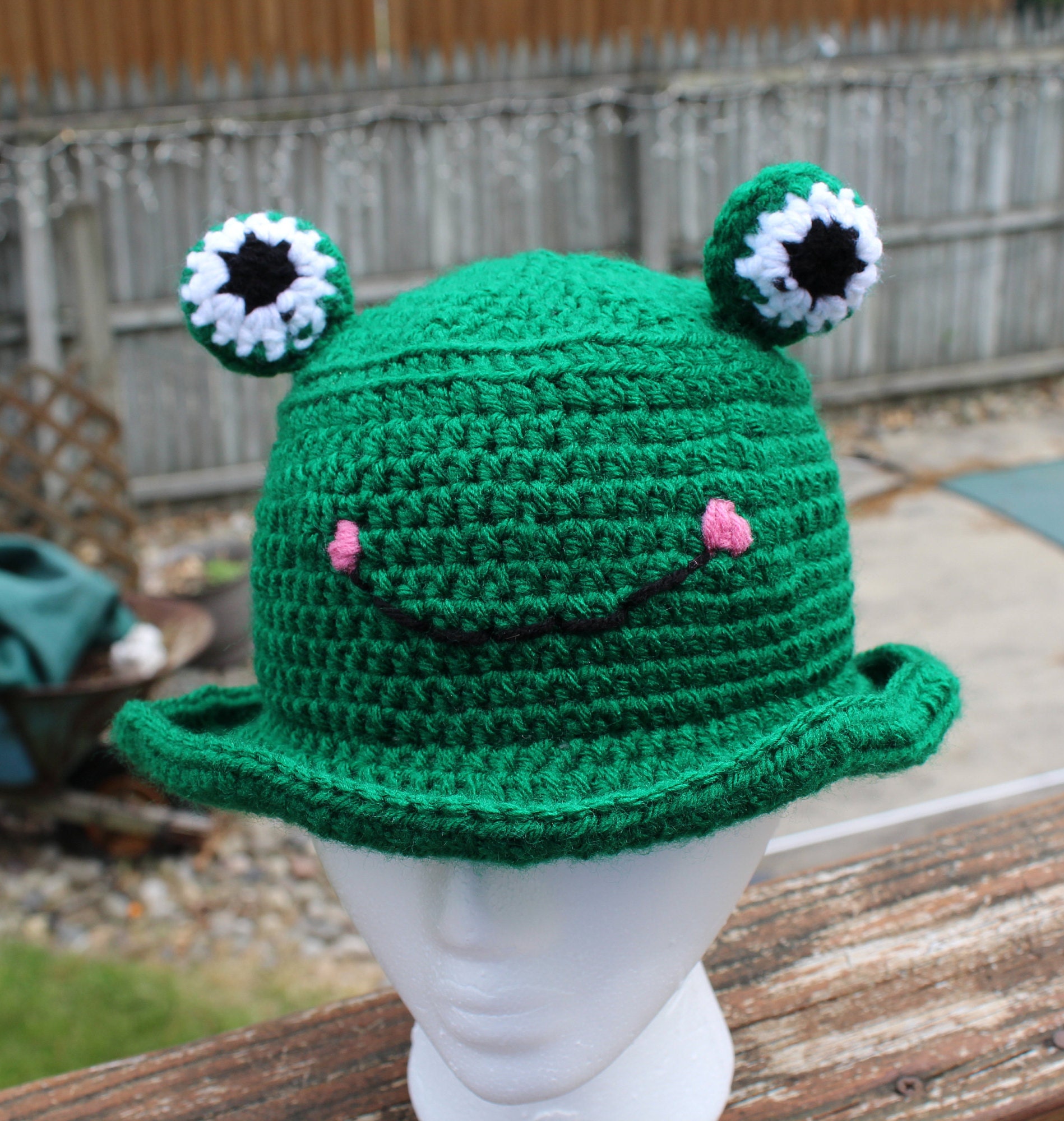 Froggy Hat : Handmade Crochet Frog Hat -  Canada