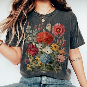 Boho Wildblumen Cottagecore Shirt Geschenk für Sie Comfort Colors® Hemd Whimsigoth Pflanzenhemden Blumenshirt Geschenk für Frauen Pepper