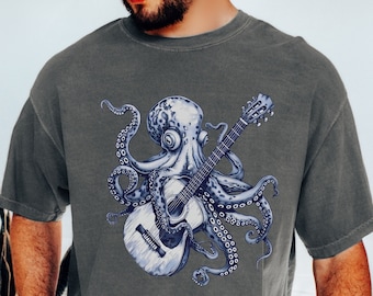 Octopus Playing Guitar Retro T-Shirt | Octopus Vintage Style Shirt | Octopus Guitar Music Gift | Unisex Funny T Shirt | 90s Graphic Tee