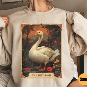 Moletom com cartas de tarô Silly Goose | Moletom com cartas de tarô Silly Goose | Moletom com cartas de tarô | Presente para amantes de gansos | Presente com camiseta engraçada | Presente para amantes de tarô