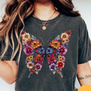 Butterfly Floral Shirt, Butterfly T-Shirt, Butterfly Graphic Shirt, Gift For Her, Flowers Gift T-Shirt, Botanical Tee, Butterfly Gift