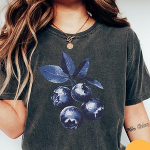 Blueberries Shirt, Aesthetic Fruit, Fruit Shirt, Vintage Graphic Shirt, Foodie Gift, Aesthetic Tee, Foodie, Plant Lover Shirt, Gardener Tee