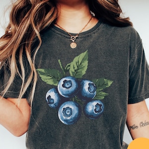 Blueberries Shirt, Aesthetic Fruit, Fruit Shirt, Vintage Graphic Shirt, Foodie Gift, Aesthetic Tee, Foodie, Plant Lover Shirt, Gardener Tee