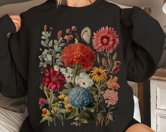 Boho Cottagecore Crewneck | Floral Sweatshirt | Fairycore Oversized Wildflowers Sweatshirt | Cottagecore Clothing | Botanical Sweatshirt