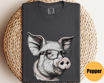 Pig Wearing Glasses Shirt | Gift For Her | Pig Mom Gift | Farm Animals Shirt | Pet Lover Shirt | Pig Graphic Tees | Mothers Day Pig Shirt