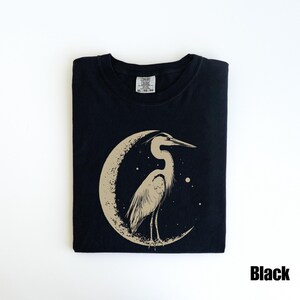 Graureiher Shirt, Linolschnitt Shirt, Vogel Liebhaber Shirt, Hippy Kleidung, Volkskunst, Linoldruck Design, Blauer Vogel Design, Vintage Vogel Druck Black