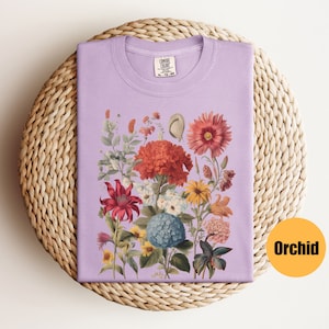 Boho Wildblumen Cottagecore Shirt Geschenk für Sie Comfort Colors® Hemd Whimsigoth Pflanzenhemden Blumenshirt Geschenk für Frauen Orchid