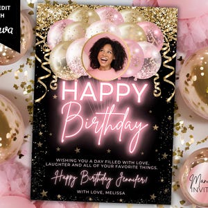 Cartão de feliz aniversário editável com foto de mulheres glamorosas, balões de glitter rosa dourado, cartão para impressão, modelo do Canva, download instantâneo