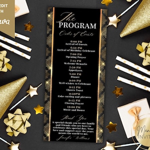 Könnte beinhalten: Eine schwarze und goldene Veranstaltungsprogrammkarte mit dem Text The PROGRAM Order of Events und einem Zeitplan von 18:00 bis 22:00 Uhr, umgeben von goldenen Glitzer-Partyhüten, Geschenkschleifen und sternförmigem Konfetti auf dunklem Grund.